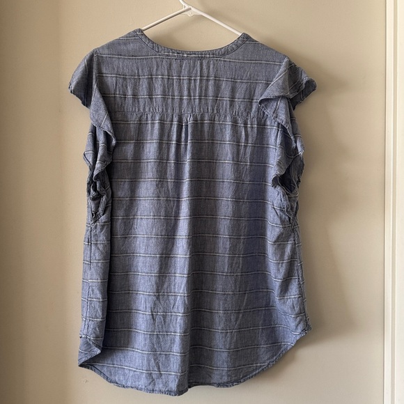 Old Navy Linen Blend Flutter Sleeve Top - Picture 10 of 10